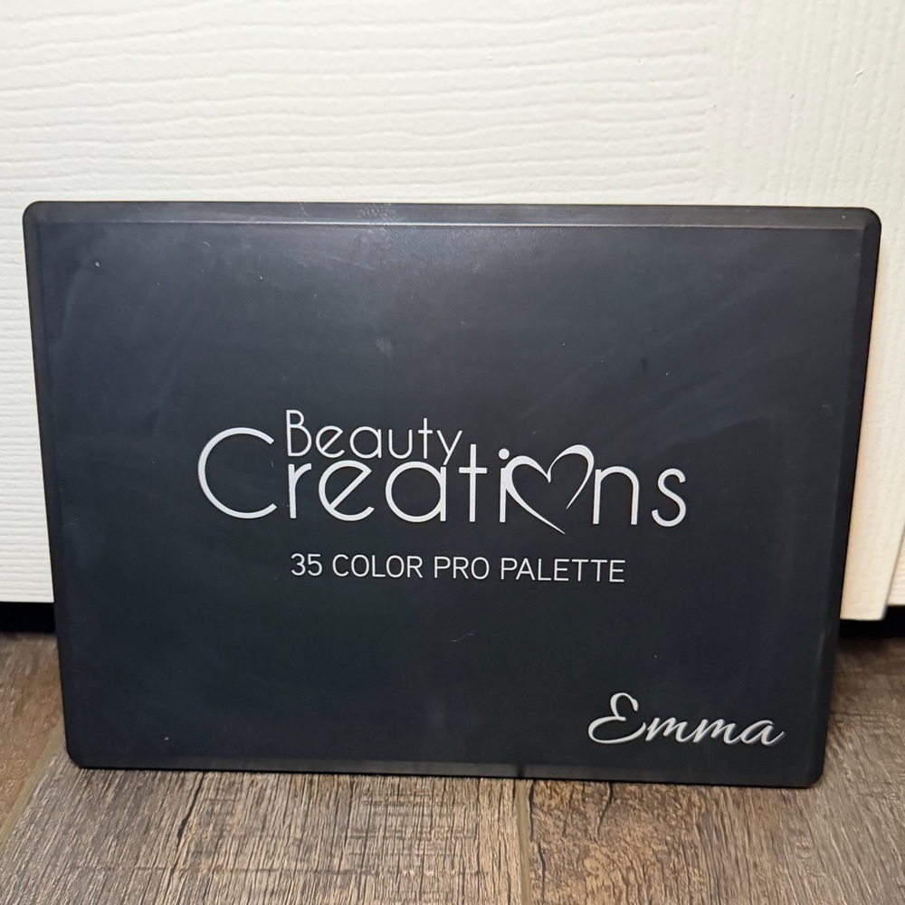 NEW Beauty Creations Emma Pro Eyeshadow Palette